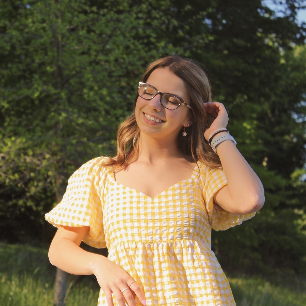 Meet your Posher, Gina